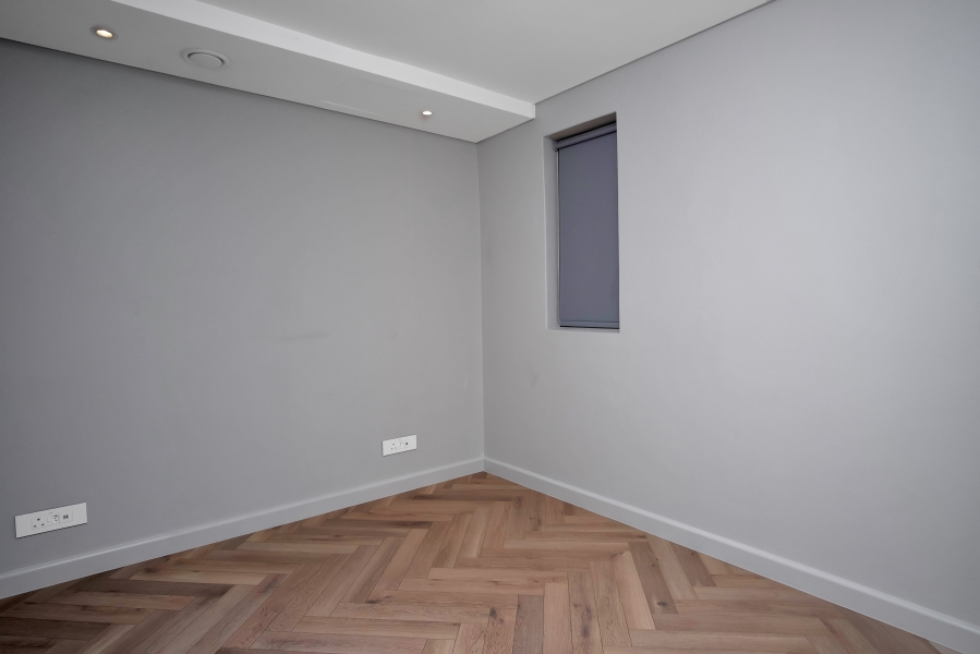 To Let 2 Bedroom Property for Rent in Fresnaye Western Cape
